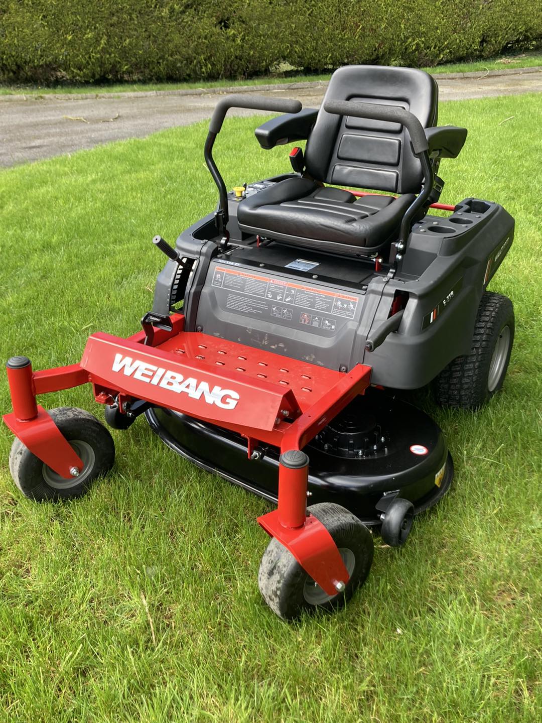 Lawn mower gallery image 28