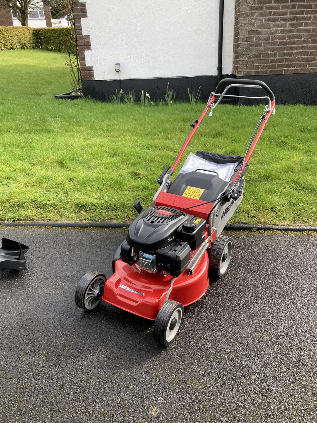 Lawn mower gallery image 30