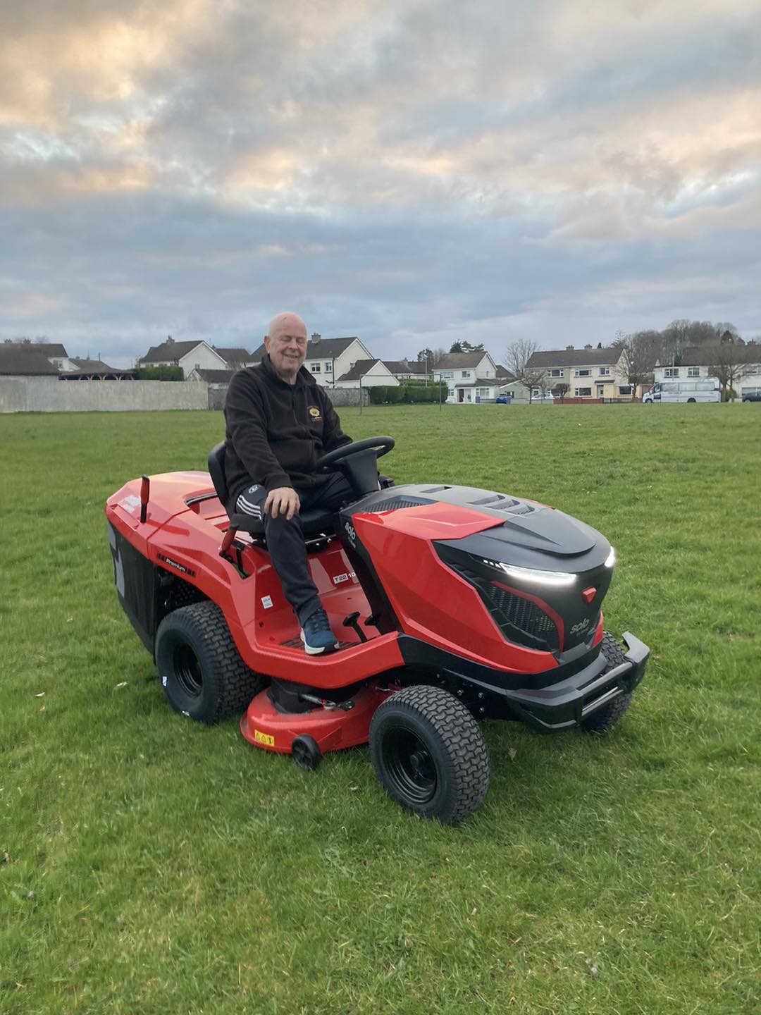 Lawn mower gallery image 7